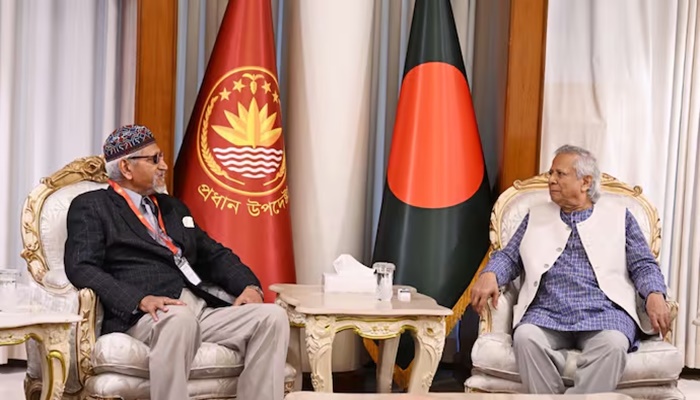 Muhammad Yunus with ALM Fazlur Rahman.