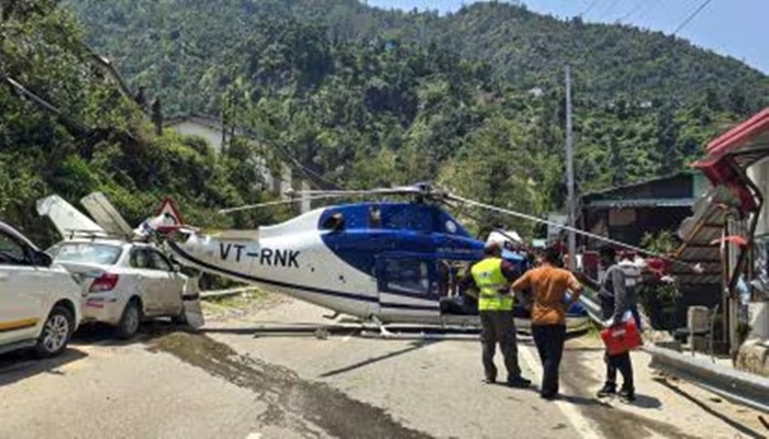 Chopper To Kedarnath Makes Emergency Landing On Highway