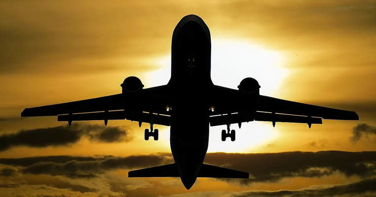 Pakistan extends ban on airspace for Indian flights