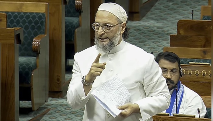 Asaduddin Owaisi on Ind vs Pak Match