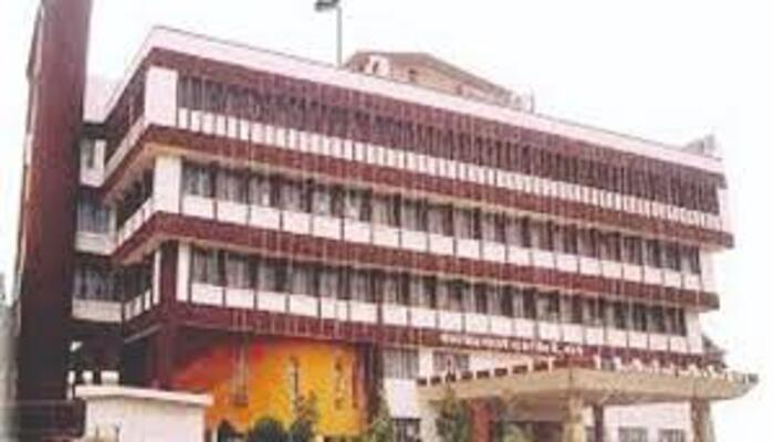 https://www.navakal.in/uncategorized/sangli-district-bank-embezzlement-7-employees-dismissed/