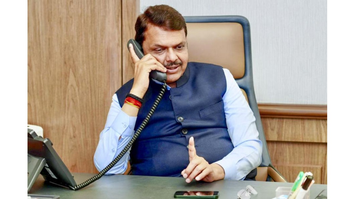 devendra fadnavis call uddhav thackeray