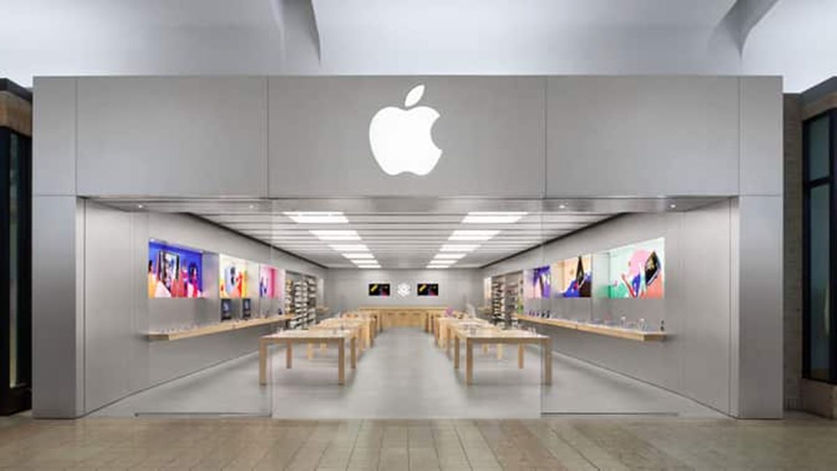 Apple Store in Pune