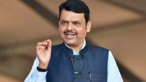 Devendra Fadnavis : कुणबी प्रमाणपत्र नेमके कोणाला मिळणार? देवेंद्र फडणवीसांनी स्पष्टच सांगितले