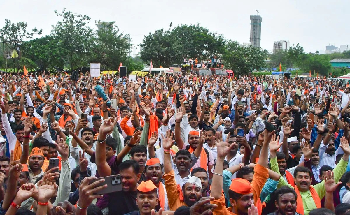 Nine Cases Filed Against Maratha Protesters in Mumbai After Movement Ends