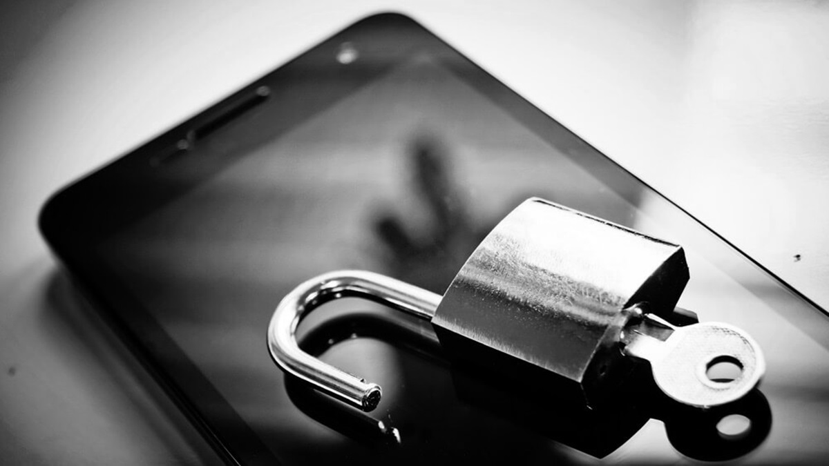 RBI Phone Lock Rule