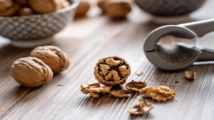Walnut Eating Benefits