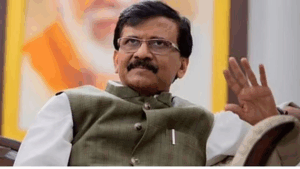 Raj Wants Congress : Raut