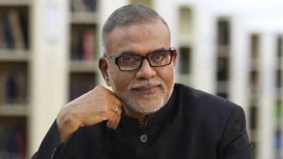 Three-language formula