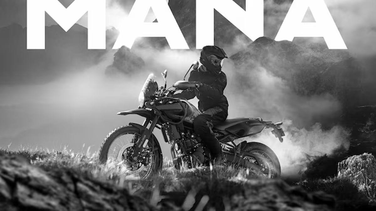 Royal Enfield Himalayan Mana Black Edition
