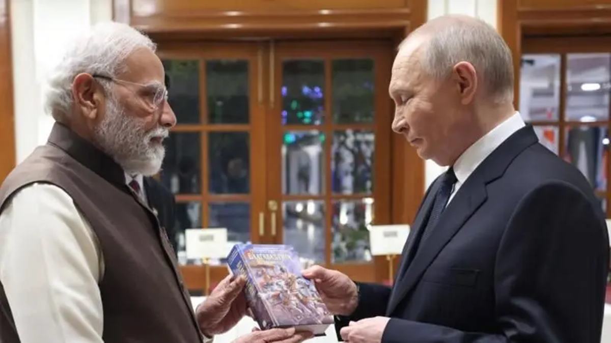 PM Modi Gifts Bhagavad Gita To Putin