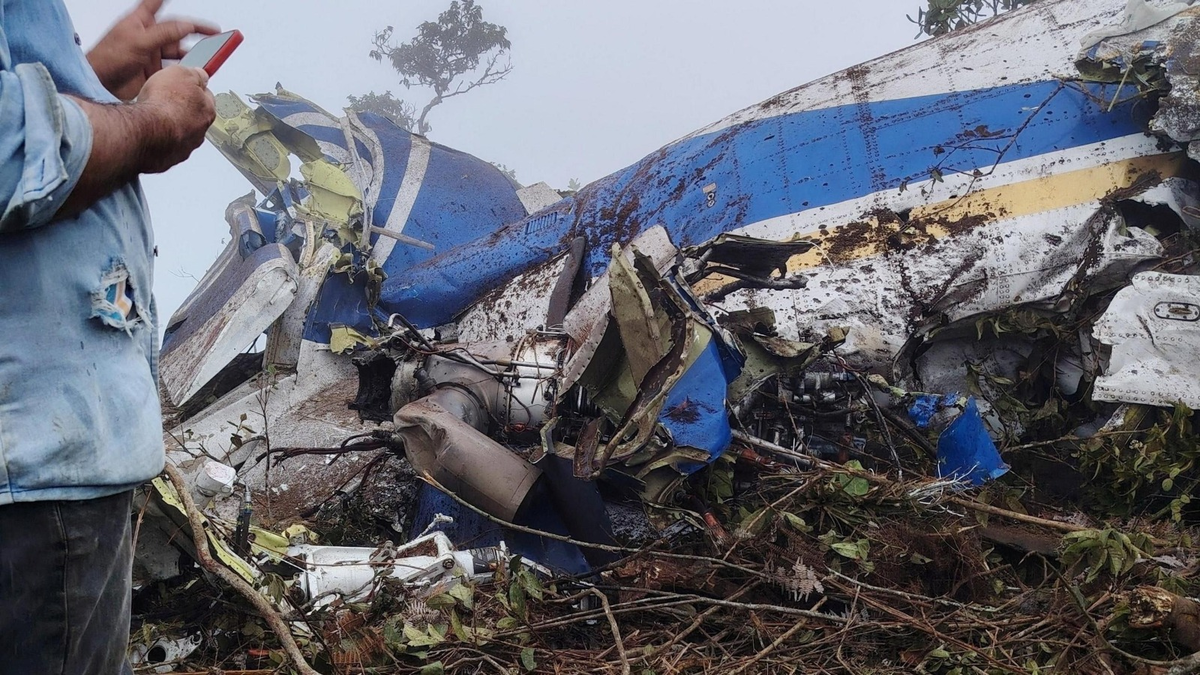 Colombia Plane Crash