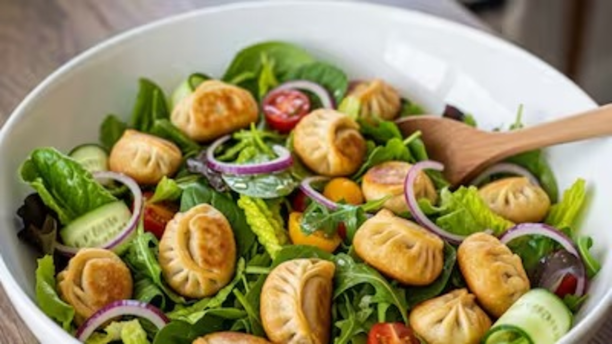 Momo Salad Recipe