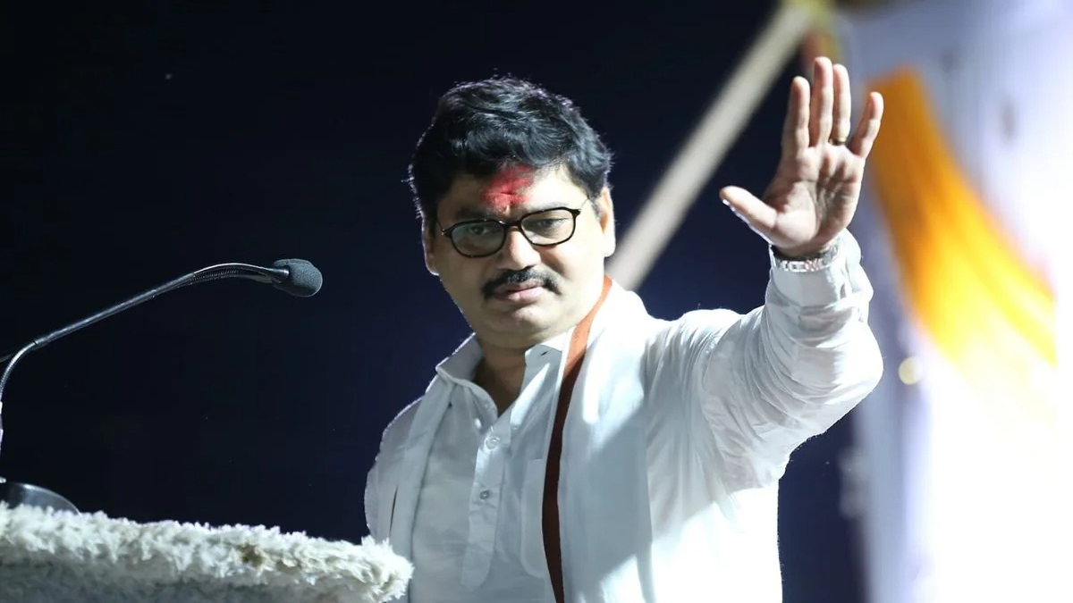Dhananjay Munde