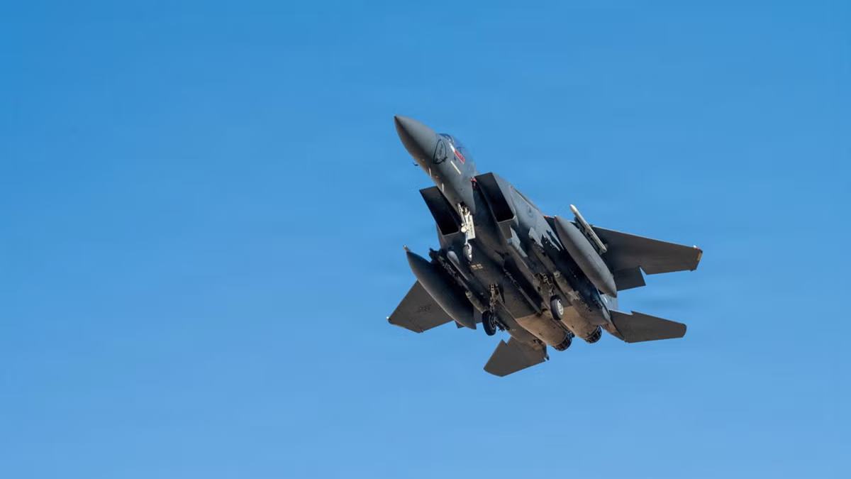 Iran reward for US fighter pilot capture F-15E crash