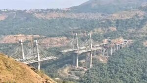 Mumbai-Pune Expressway: मुंबई-पुणे एक्स्प्रेस-वे 'मिसिंग लिंक'च्या उद्घाटनाला ब्रेक? मध्य-पूर्व आशियातील युद्धामुळे कामात मोठी अडथळा