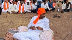 Manoj Jarange Patil Protest: मनोज जरांगेंचे मध्यरात्री उपोषण मागे; सरकारकडून मागण्या मान्य, नेमका तोडगा काय निघाला?
