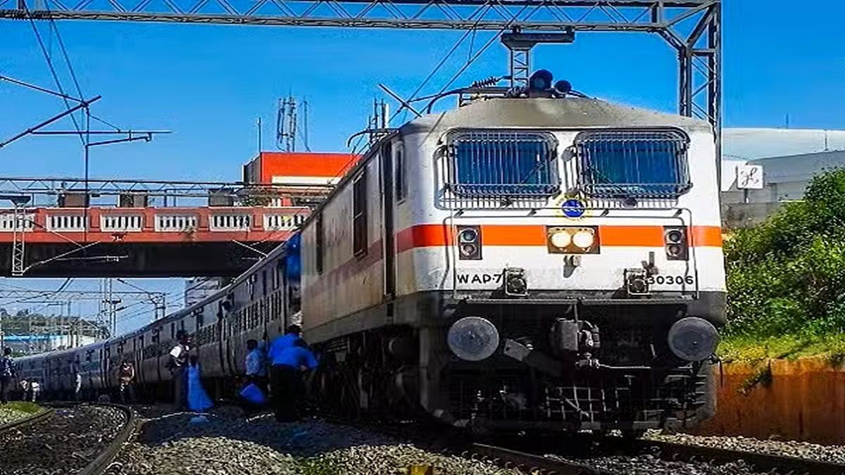 Mumbai-Bengaluru Train