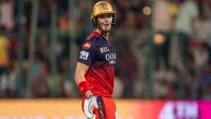 RCB Player Injured: प्ले-ऑफपूर्वी रॉयल चॅलेंजर्स बंगळुरू संघात मोठी खळबळ! स्टार खेळाडू दुखापतीमुळे मायदेशी परतला