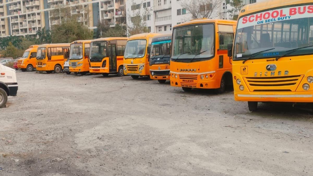 Pune School Bus Fee Hike: पुणेकरांना महागाईचा झटका! 1 जूनपासून स्कूल बसच्या शुल्कात मोठी वाढ; खिशावर पडणार 'एवढा' अतिरिक्त भार