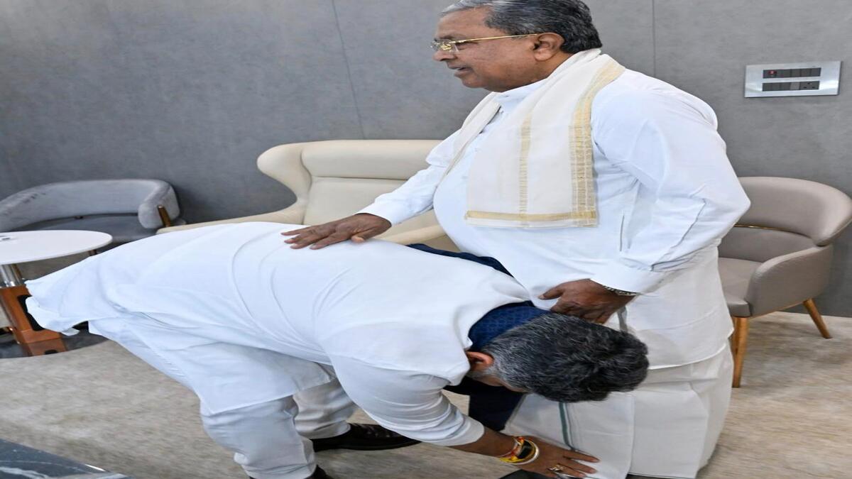 Siddaramaiah Steps Down D. K. Shivakumar Becomes Karnataka CM