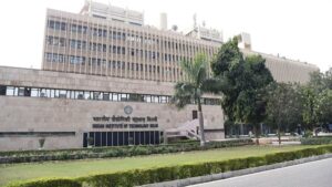 QS World University Rankings 2027: जगातील सर्वोत्तम 200 विद्यापीठांमध्ये भारताच्या फक्त 3 संस्था; पाहा यादी