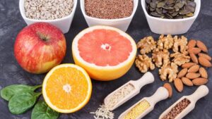 Thyroid Diet Tips: थायरॉईड असल्यास चुकूनही खाऊ नका 'हे' 8 पदार्थ!