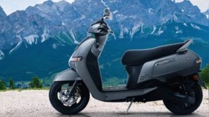 Electric Scooters for Daily Use: वाढत्या पेट्रोलच्या टेन्शनमधून सुटका! रोजच्या वापरासाठी 'हे' 3 इलेक्ट्रिक स्कूटर आहेत सर्वोत्तम पर्याय