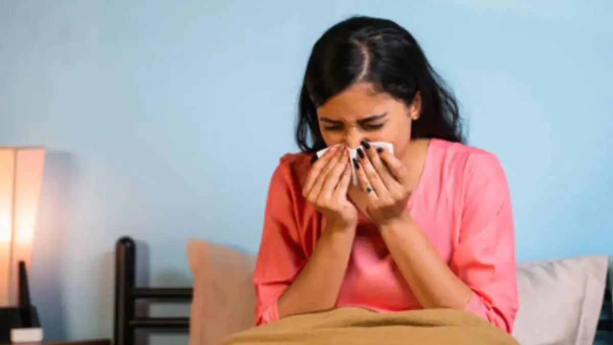 Monsoon Health Tips: पावसाळ्यात आजारी पडण्याची भीती? इम्युनिटी मजबूत ठेवण्यासाठी आणि संसर्गापासून वाचण्यासाठी फॉलो करा 'या' 9 गोष्टी