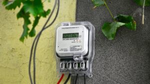 MSEDCL Smart Meter: महावितरणच्या 'त्या' मेसेजमुळे वीज ग्राहक टेन्शनमध्ये; वीज कापली जाणार का? कंपनीने अखेर केला खुलासा