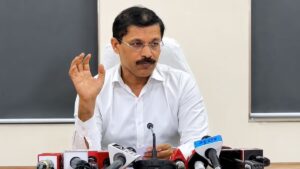 Tukaram Mundhe FDA Praise : "तुकाराम मुंढेंची बदली होणार नाही!"; विधानसभेत सर्वपक्षीय नेत्यांच्या मागणीनंतर नरहरी झिरवाळांची ग्वाही