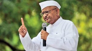 Anna Hazare Hunger Strike : माहिती अधिकारातील नियमांवरून अण्णा हजारे आक्रमक! 'या' तारखेपासून उपोषणाला बसण्याचा इशारा