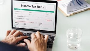 Income Tax Return: ITR फॉर्ममध्ये झाले मोठे बदल! 31 जुलैपूर्वी करदात्यांनी 'या' नवीन नियमांकडे दुर्लक्ष केल्यास येईल नोटीस