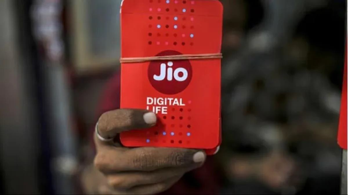 Jio Best Recharge Plan: जिओचा धमाका! ₹899 च्या रिचार्जवर 35 हजारांचे गुगल जेमिनी प्रो अगदी फ्री; लाँग व्हॅलिडिटीसह मिळणारा सर्वोत्तम फायदे
