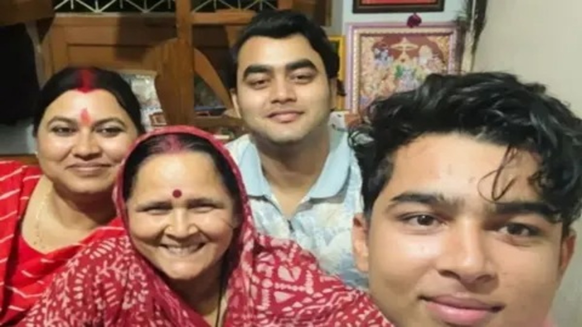 BCCI Allows Vaibhav Suryavanshi’s Parents to Join Ireland and England Tours