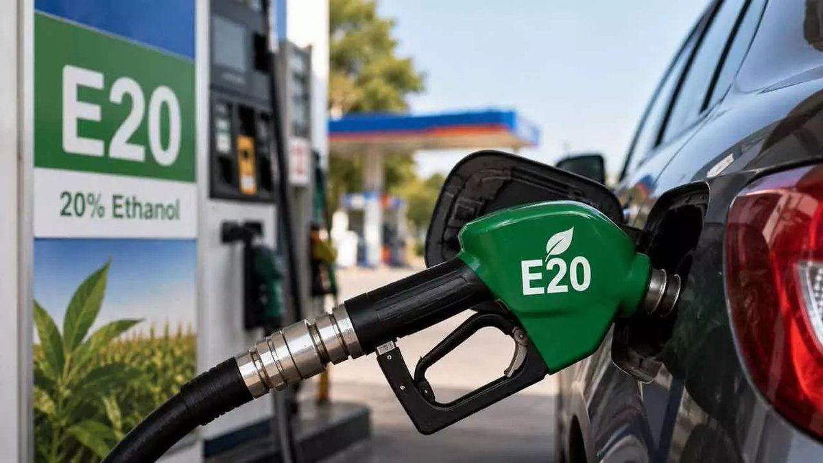 E20 Petrol Survey: गडकरींच्या आव्हानानंतर समोर आला धक्कादायक सर्व्हे! निम्म्याहून अधिक वाहनधारकांचा E20 पेट्रोल वापरण्यास नकार