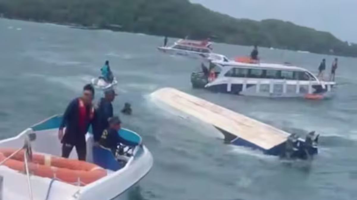 Vietnam Boat Capsizes: व्हिएतनाममध्ये भारतीय पर्यटकांची बोट उलटली! 32 प्रवासी पाण्यात कोसळले; शोधमोहीम युद्धपातळीवर