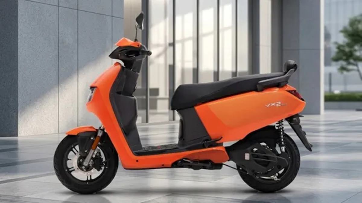 Hero Vida VX2 Plus: हिरोचा धमाका! लाँच केली तब्बल 187 किमी धावणारी नवीन इलेक्ट्रिक स्कूटर; अवघ्या 65 मिनिटांत होणार चार्ज