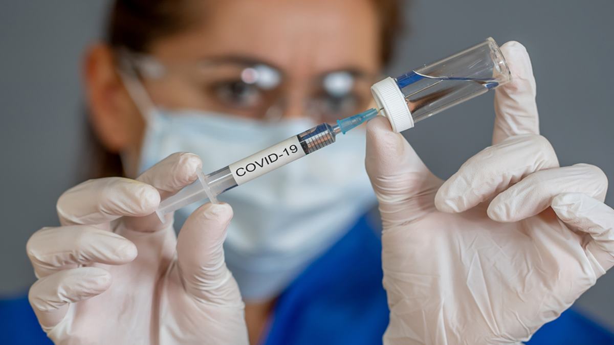 Covid-19 Death Case: कोरोनाचा पुन्हा विळखा! सलग 4 दिवस औषधे देऊनही 46 वर्षांच्या रुग्णाचा मृत्यू; 'ही' आहेत आजाराची लक्षणे