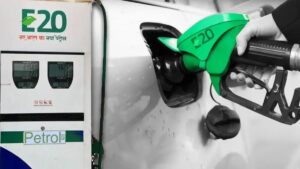 E20 Petrol Engine Damage: जुन्या गाड्यांच्या मालकांनो सावधान! इथेनॉल मिश्रित पेट्रोलमुळे इंजिन खराब होण्याचा धोका; अहवालातून धक्कादायक माहिती समोर