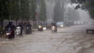 Maharashtra Rain Alert: चिंतेचे ढग सरले! महाराष्ट्रात मान्सून पुन्हा सक्रिय; विदर्भ-मराठवाड्यासह 'या' जिल्ह्यांना यलो अलर्ट