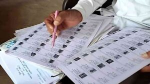 Voter ID SIR Status: घरबसल्या मोबाईलवर चेक करा इलेक्शन कमिशनच्या SIR फॉर्मचे स्टेटस; जाणून घ्या सोपी पद्धत