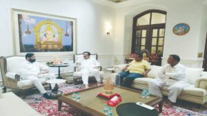Eknath Shinde's Delhi Visit Suddenly Cancelled; Parth Pawar's Remarks to Fadnavis Spark Buzz